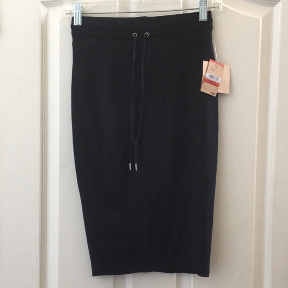 FINAL MARKDOWN Nwt Ladies’ Rachel Rachel Roy Black Skirt xs - Picture 1 of 10